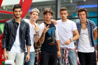 /album/cokkey-tv/one-direction-jpg/